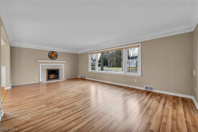 232 Edna Street, Poland, OH 44514