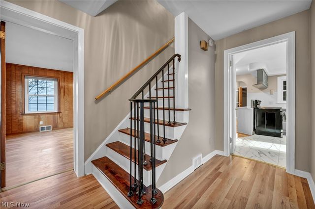 232 Edna Street, Poland, OH 44514