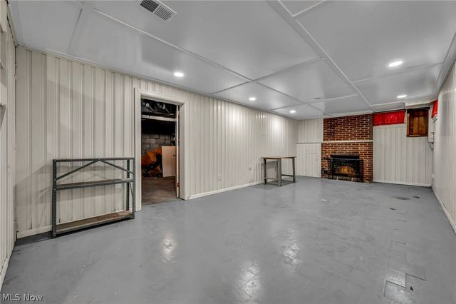 232 Edna Street, Poland, OH 44514