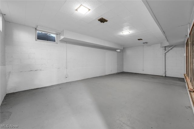 232 Edna Street, Poland, OH 44514