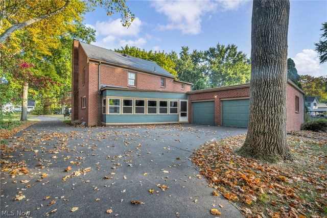 232 Edna Street, Poland, OH 44514