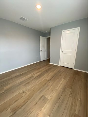 13704 Knights Branch DR, Elgin, TX 78621