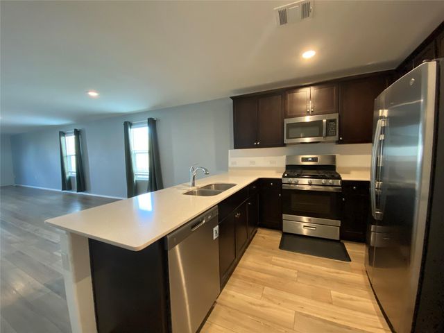 13704 Knights Branch DR, Elgin, TX 78621