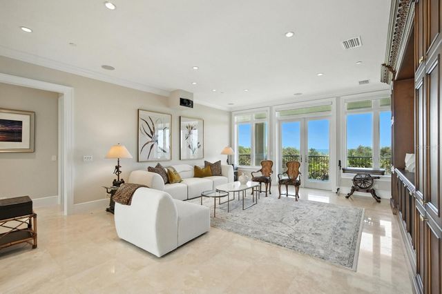 85 CALLE DEL SUR, Palm Coast, FL 32137