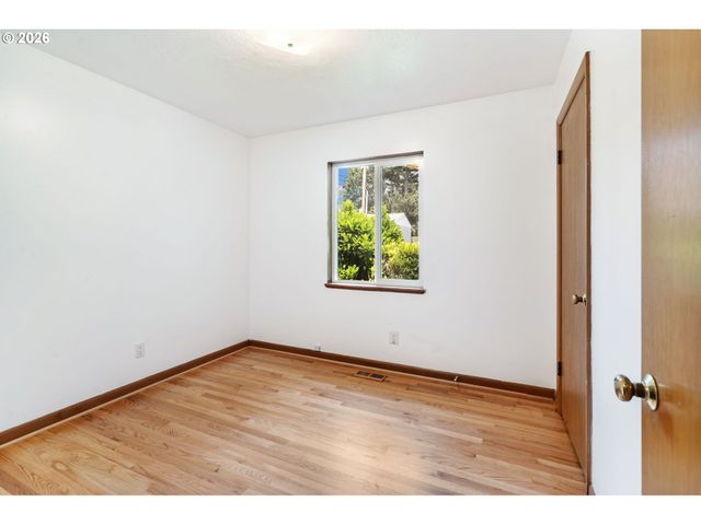 13110 Sw BRIGHTWOOD St, Beaverton, OR 97005