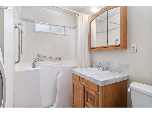 13110 Sw BRIGHTWOOD St, Beaverton, OR 97005