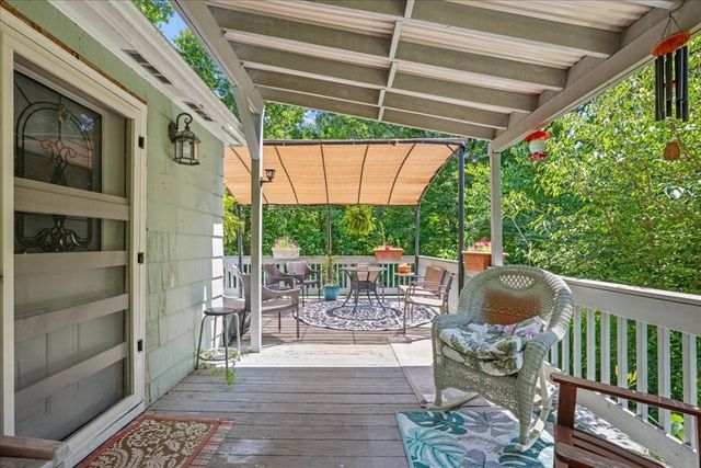 237 Boston Rd, Palmer, MA 01069