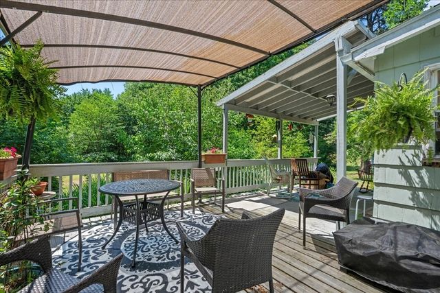 237 Boston Rd, Palmer, MA 01069