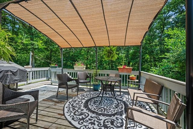 237 Boston Rd, Palmer, MA 01069