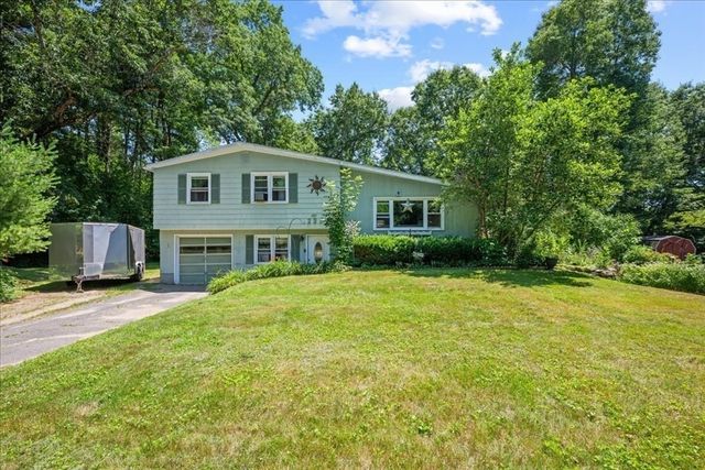 237 Boston Rd, Palmer, MA 01069
