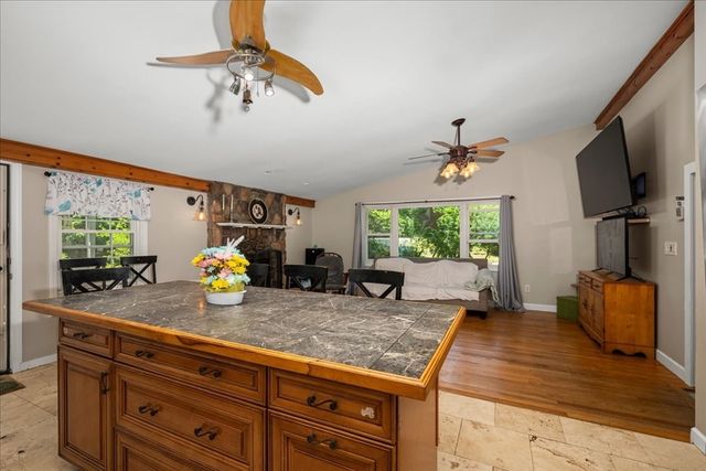 237 Boston Rd, Palmer, MA 01069