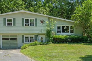 237 Boston Rd, Palmer, MA 01069