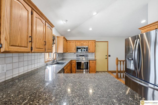 10724 Oak Park Lane, Blair, NE 68008