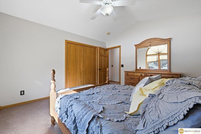 10724 Oak Park Lane, Blair, NE 68008