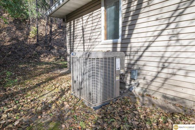 10724 Oak Park Lane, Blair, NE 68008