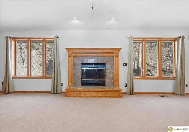 10724 Oak Park Lane, Blair, NE 68008