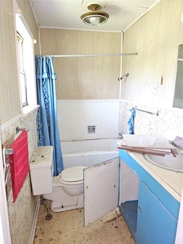 310 W Milam Street, Mexia, TX 76667