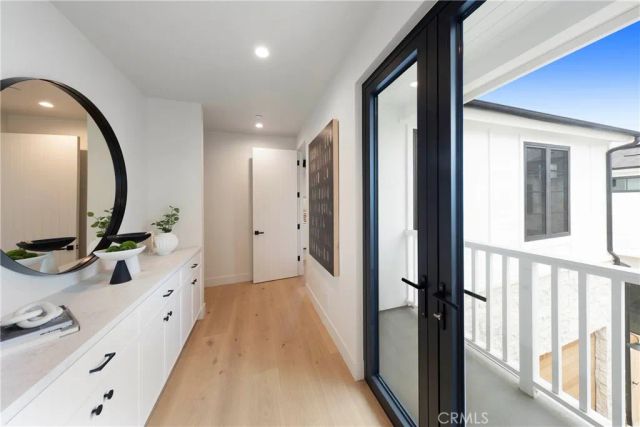 1594 Redlands Place, Costa Mesa, CA 92627