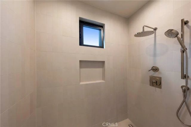 1594 Redlands Place, Costa Mesa, CA 92627