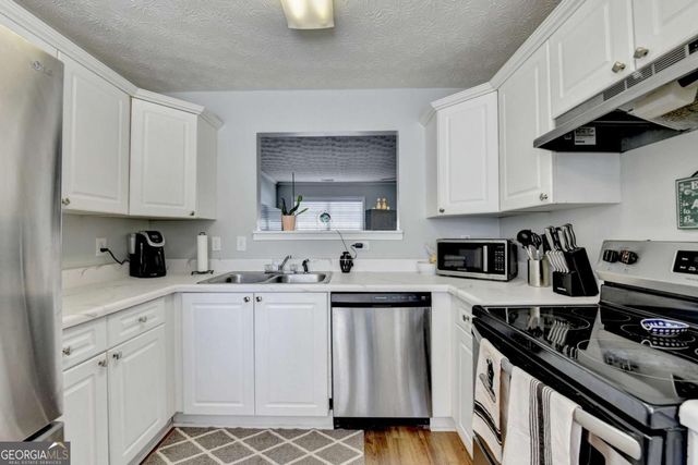 4170 Glen Iris Drive, Cumming, GA 30040