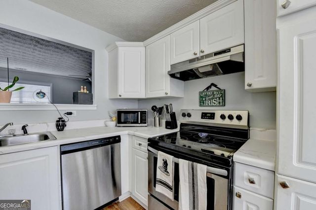 4170 Glen Iris Drive, Cumming, GA 30040