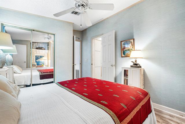 4 East Cedar Drive Cd, Briny Breezes, FL 33435