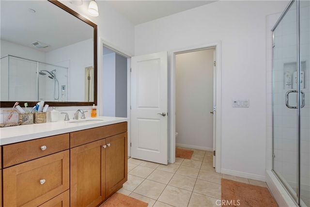 60 Sedgewick, Irvine, CA 92620