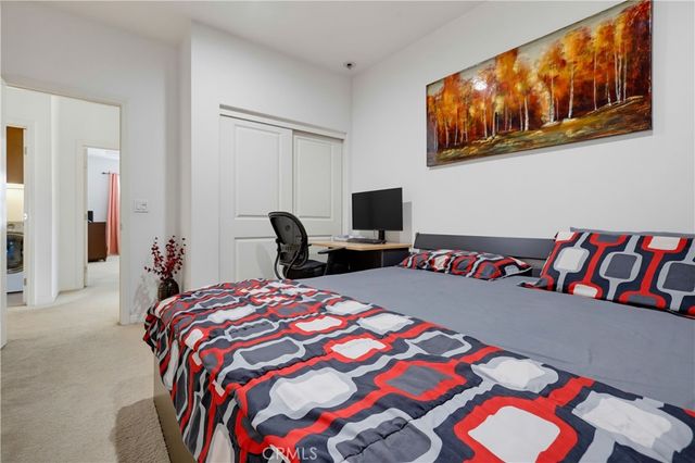 60 Sedgewick, Irvine, CA 92620