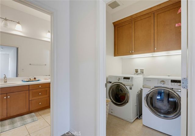 60 Sedgewick, Irvine, CA 92620