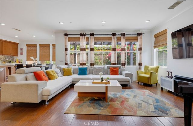 60 Sedgewick, Irvine, CA 92620