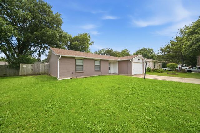 1606 Natches Drive, Arlington, TX 76014