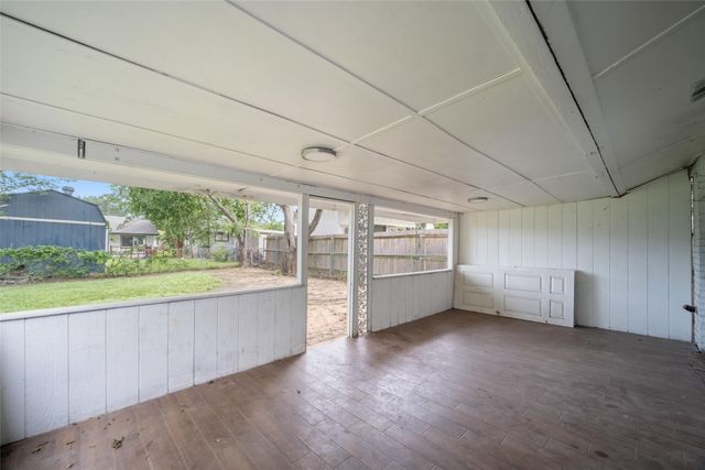 1606 Natches Drive, Arlington, TX 76014