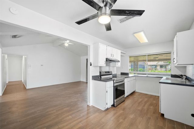 1606 Natches Drive, Arlington, TX 76014