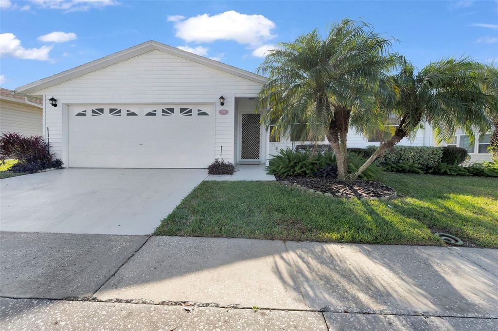 2331 GOLDEN HORSESHOE CIRCLE S, Lakeland, FL 33810