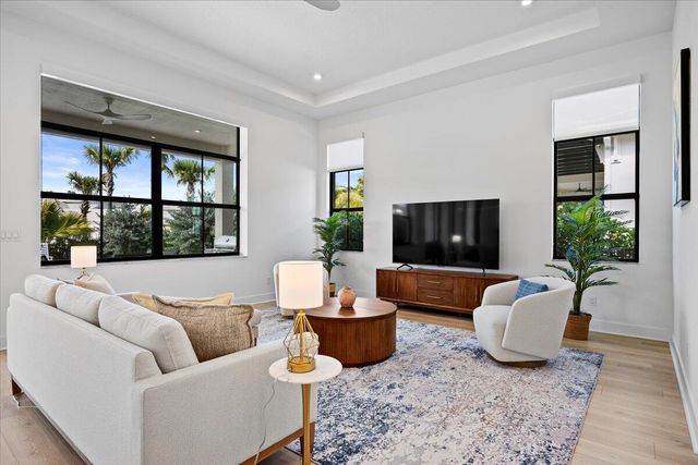 13621 Le Christine Drive, Palm Beach Gardens, FL 33412
