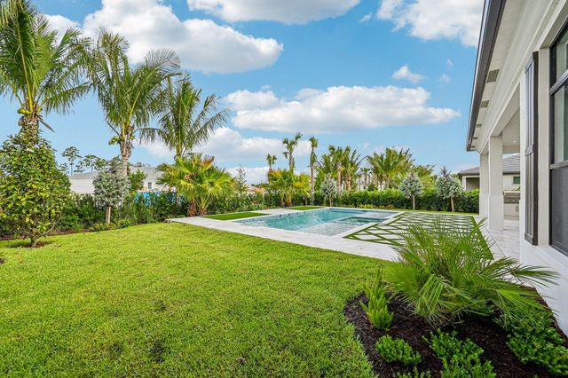 13621 Le Christine Drive, Palm Beach Gardens, FL 33412