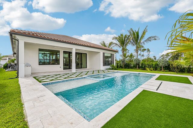 13621 Le Christine Drive, Palm Beach Gardens, FL 33412