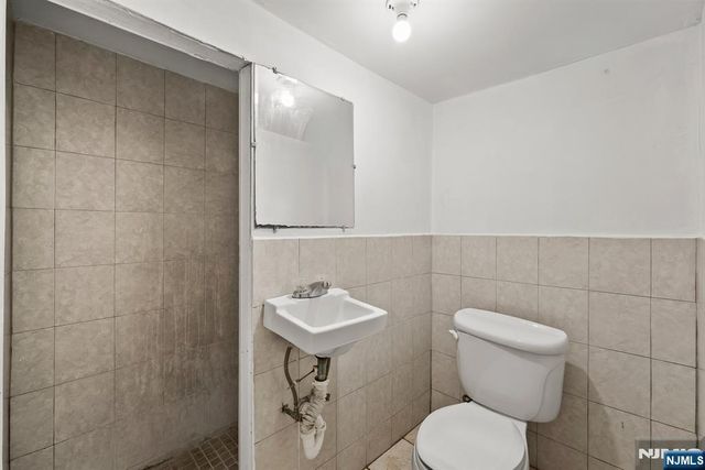 334 Brook Avenue, Passaic, NJ 07055