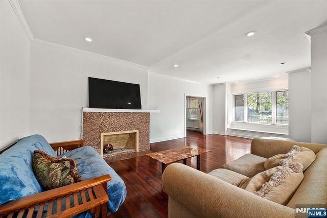 334 Brook Avenue, Passaic, NJ 07055