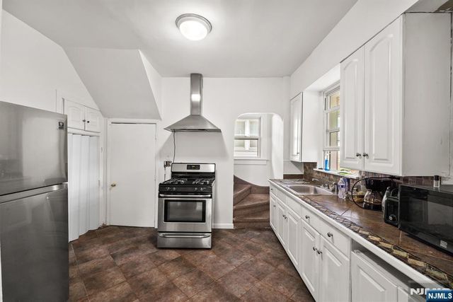 334 Brook Avenue, Passaic, NJ 07055