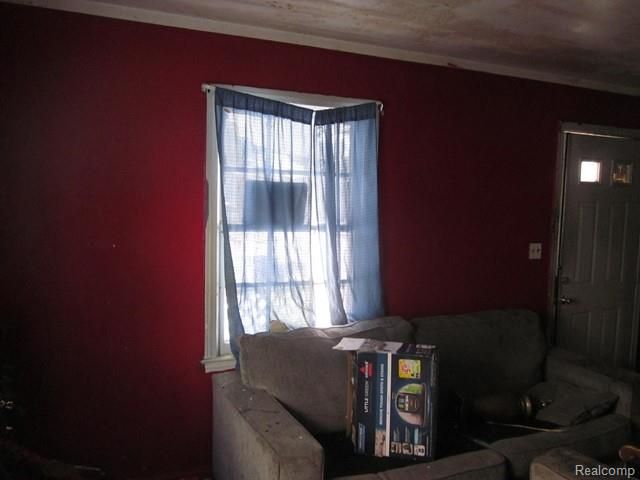 20053 Hickory Street, Detroit, MI 48205