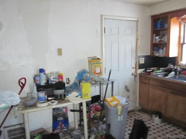 20053 Hickory Street, Detroit, MI 48205