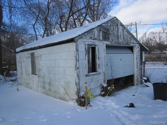 20053 Hickory Street, Detroit, MI 48205