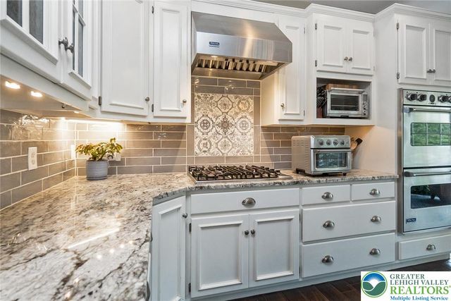 230 Hopewell Drive, Allentown City, PA 18104