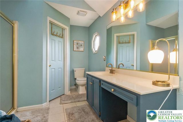 230 Hopewell Drive, Allentown City, PA 18104