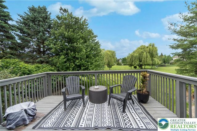 230 Hopewell Drive, Allentown City, PA 18104