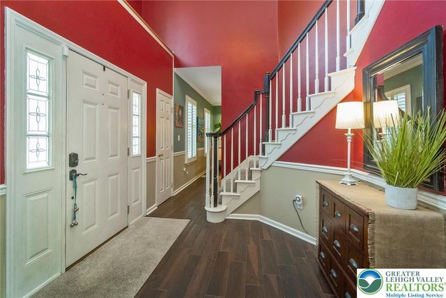 230 Hopewell Drive, Allentown City, PA 18104