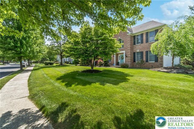 230 Hopewell Drive, Allentown City, PA 18104