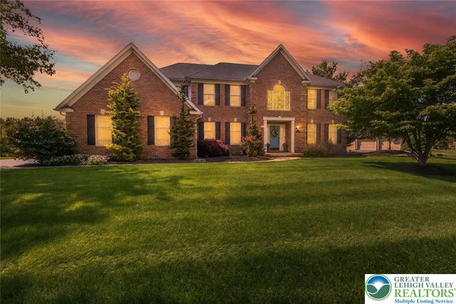 230 Hopewell Drive, Allentown City, PA 18104
