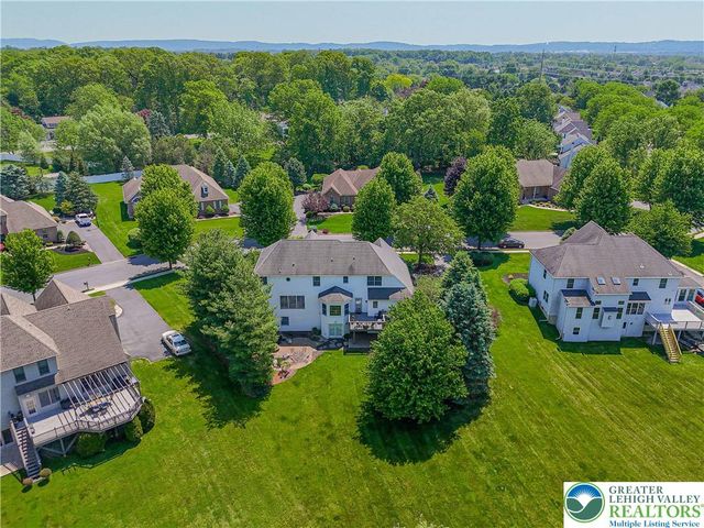 230 Hopewell Drive, Allentown City, PA 18104